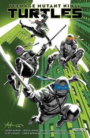 TEENAGE MUTANT NINJA TURTLES #01 | 9788410463967 | VVAA | Llibreria online de Figueres i Empordà