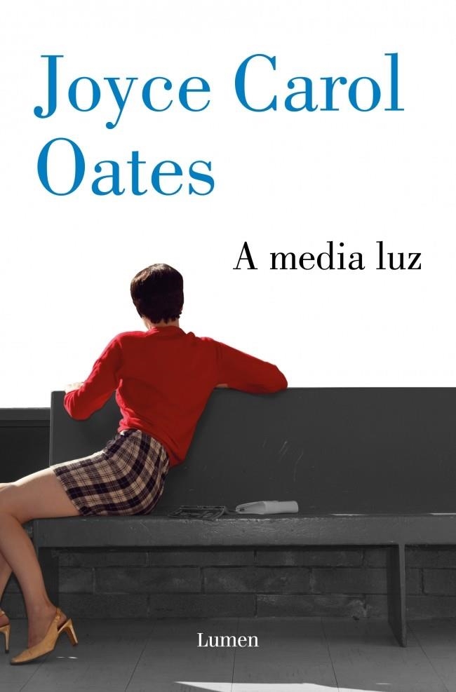 A media luz | 9788426433688 | Oates, Joyce Carol | Llibreria online de Figueres i Empordà